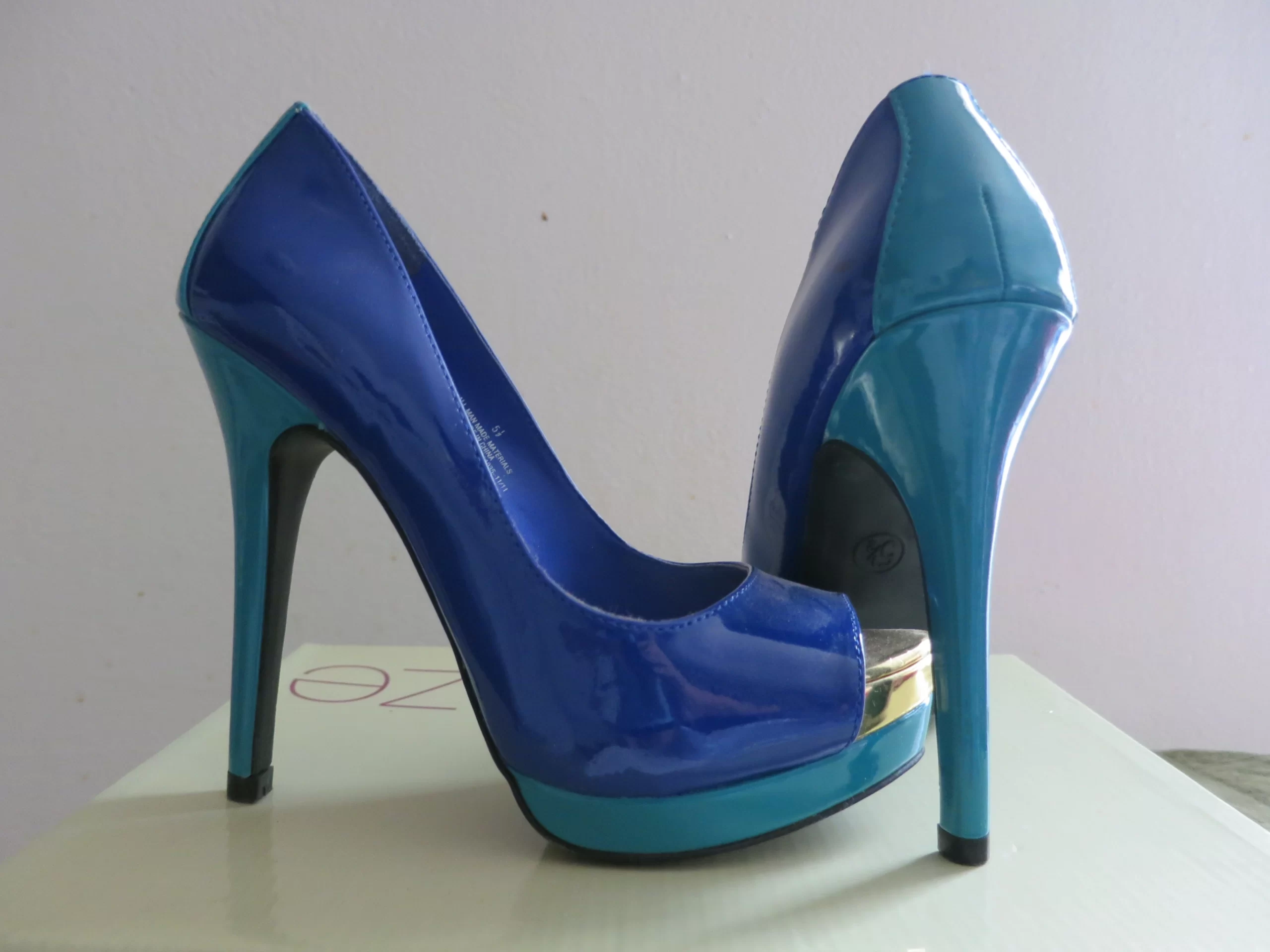 High Heels Shoes as popular fashion trend