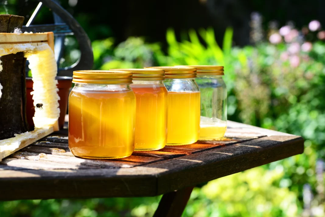 Incredible Ways To Incorporate Honey Into Your Daily Routine
